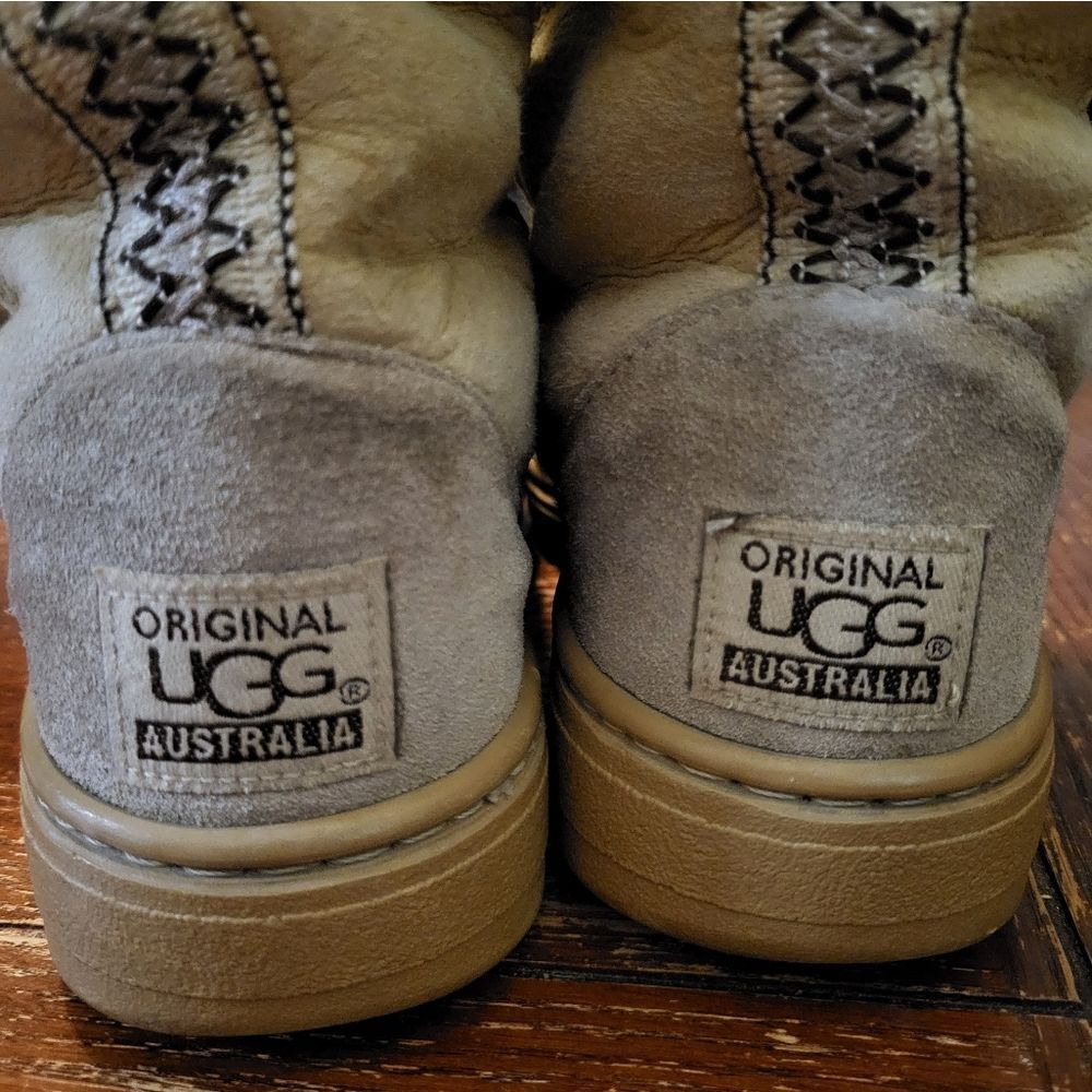 UGG Australia Tall Beige Pure New Wool Lined Leather Boots, Mens 6 Ladies 7 - Picture 10 of 10